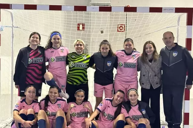 'Elles són d'aquí' beca amb 2.000 € el futbol sala Ivars