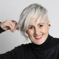 Ester Gasol exposa 'Marionetes' al bar Centro de Maldà