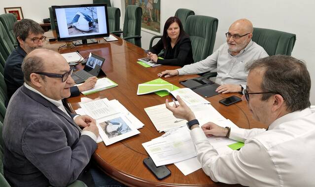 Ferrocarrils inicia una ronda de visites als ajuntaments dels municipis de la línia Lleida-Terrassa