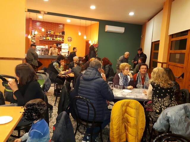 Inicien una consulta veïnal per decidir el futur ús del bar de la Cultural a Bell-lloc