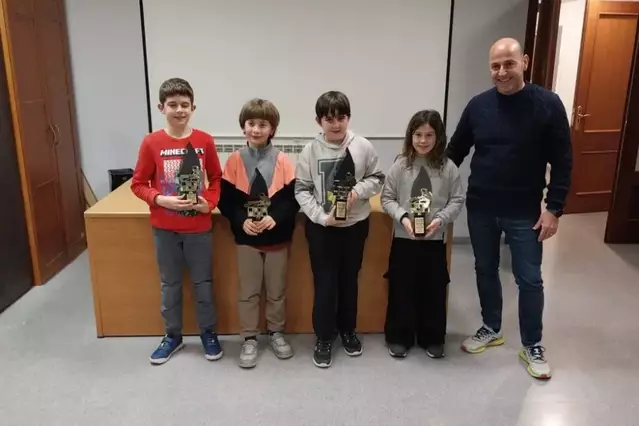 Lleó Jové i Roger López, campions provincials d'escacs a Sidamon