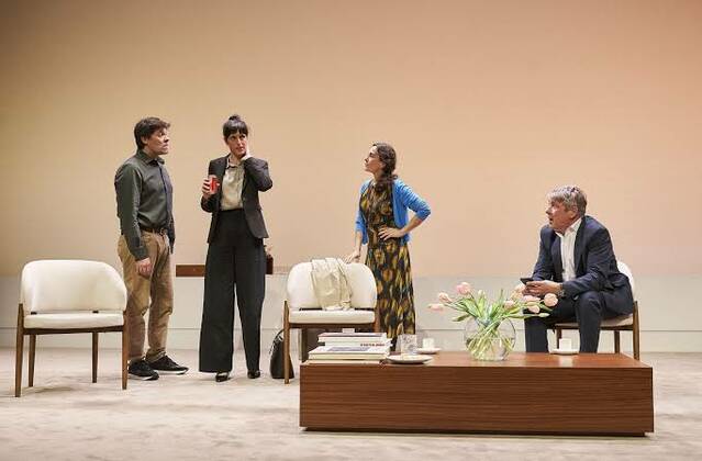 L'obra 'Un Déu salvatge' al Teatre L’Amistat