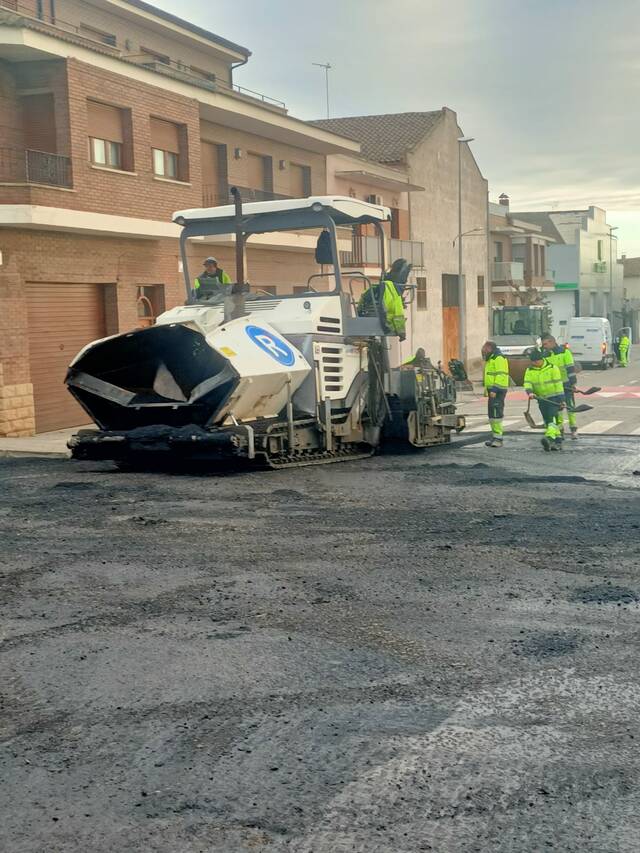Millora de l’asfalt a Golmés