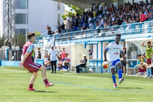 Mollerussa i Lleida empaten en el derbi de 3a RFEF