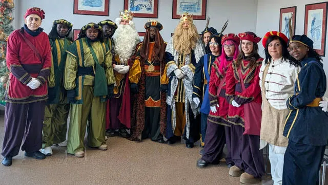 Visita dels Reixos a Prefabricats Pujol, amb 420 nens dels treballadors