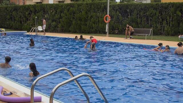 Agramunt apel·la a la supervisió dels menors d’edat a les piscines