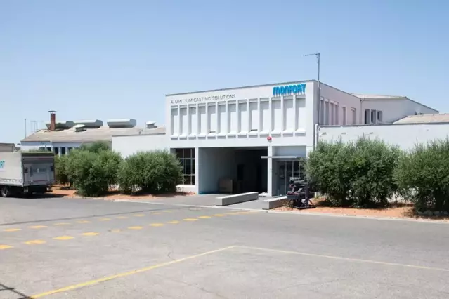 Bellpuig treballa per salvar la planta i els empleats de Monfort