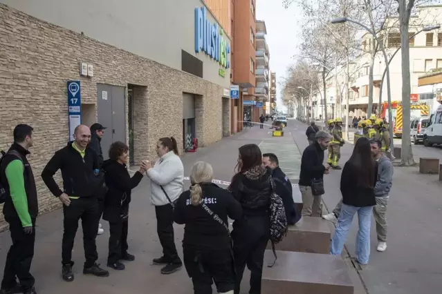 Desallotgen un súper de Tàrrega per gas al clavegueram