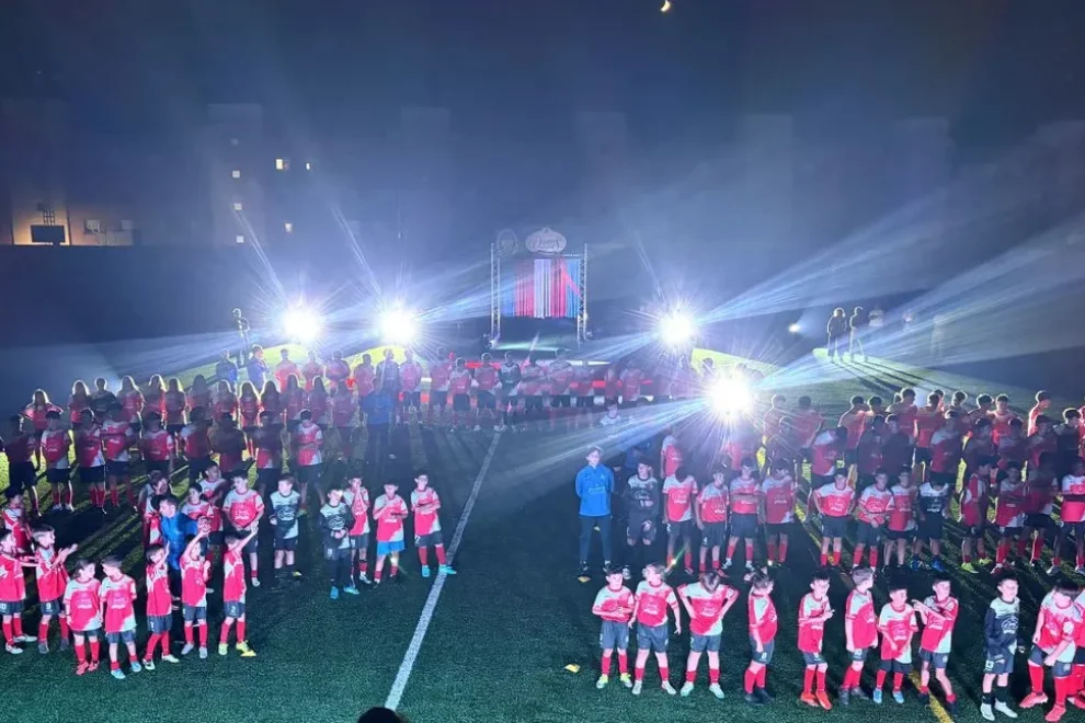 El CF Agramunt presenta els seus nou equips que competiran aquesta temporada