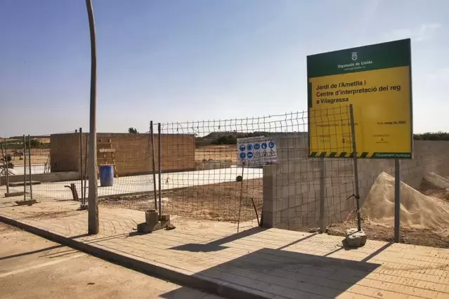 El Jardí de l’Ametlla, en construcció