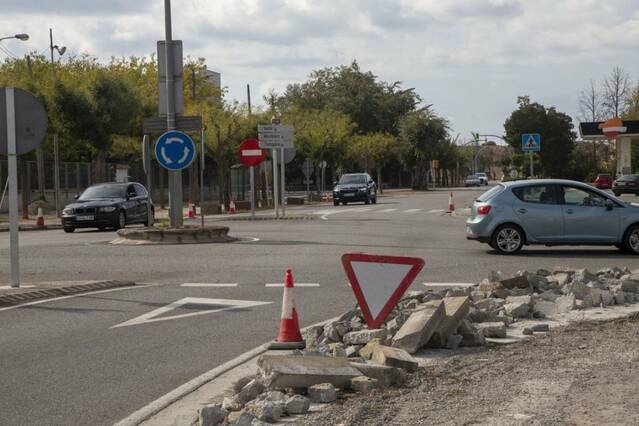 En marxa l’ampliació de la rotonda d’accés a Verdú