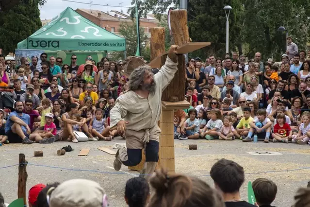 FiraTàrrega busca voluntaris per participar en dos espectacles
