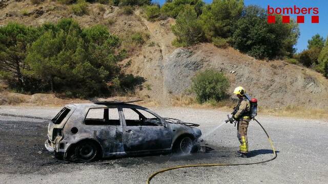Incendi d’un vehicle a Tàrrega