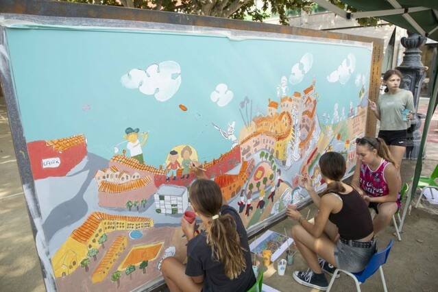 Joves del camp de treball de Bellpuig creen un mural representatiu