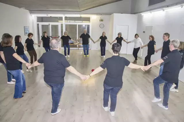 La capital torna a tenir una colla sardanista gairebé dos dècades després