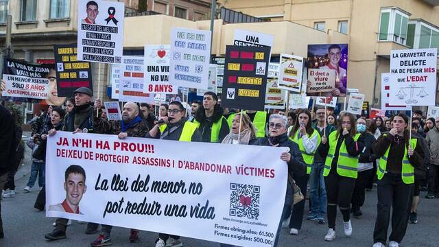 La família del jove assassinat a Tàrrega entrega avui les firmes per endurir la Llei del Menor