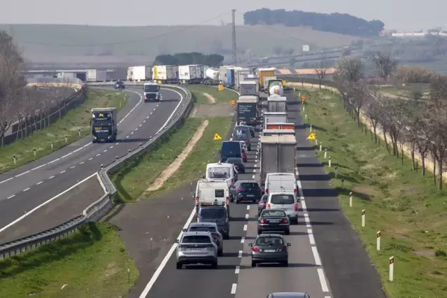 Les obres de l’A-2 causen retencions en sentit Lleida a l’Urgell
