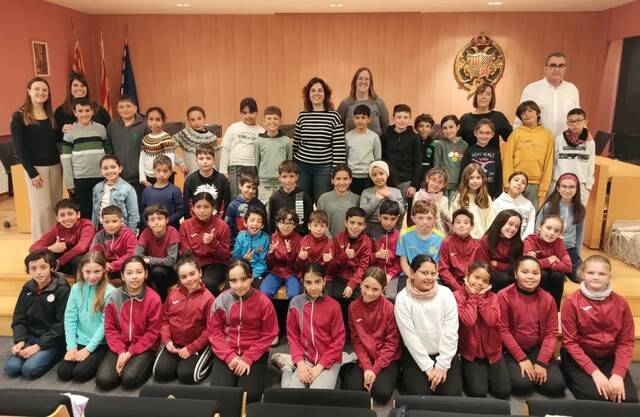 L’escola Àngel Guimerà visita l’ajuntament de Tàrrega