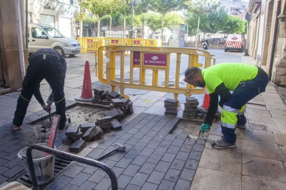 Milloren el paviment del carrer d’Agoders