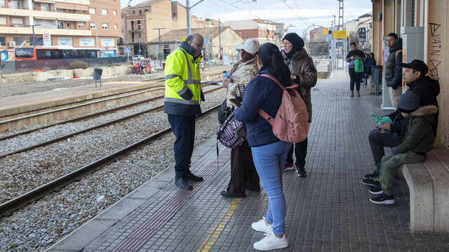 Nova jornada de caos a l’estació de Tàrrega per la vaga dels maquinistes de Rodalies