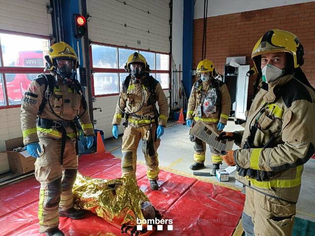 Pràctiques a bombers de Tàrrega sobre risc nuclear