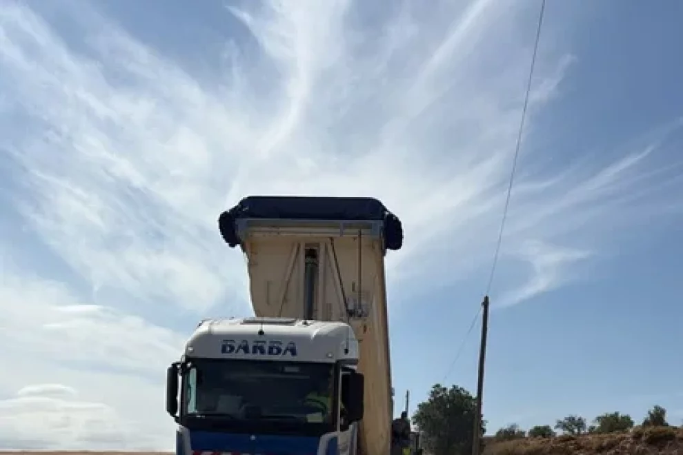 Preixana pavimenta uns 500 metres del camí d’Arbeca