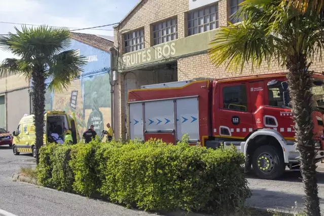 Quatre ferits en un incident en una cambra frigorífica de Bellpuig