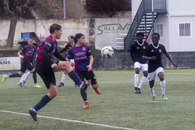 Remuntada del Tàrrega per sortir del descens