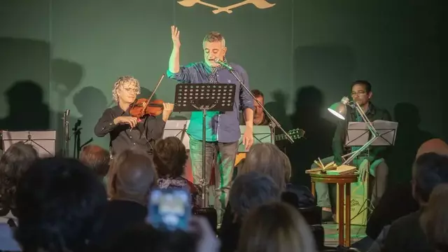 Retrobament de Quartet de Poesia en honor a Xavier García