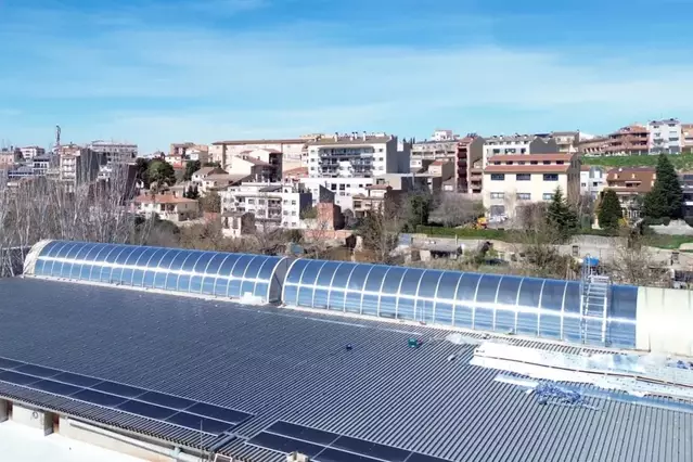 Tàrrega renova la cúpula del pavelló per 47.221 euros
