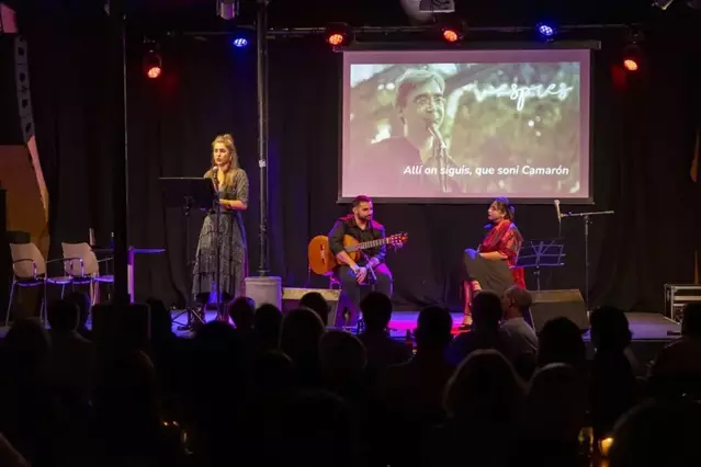 ‘Vespres en vers’ recorda l’escriptor targarí Xavier Garcia