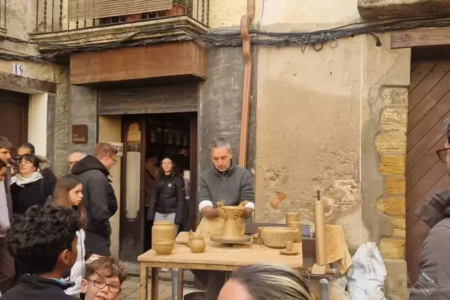 Àger rememora oficis antics en una nova edició de la seua Fira Artesana