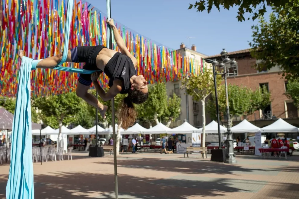 Balaguer reuneix quaranta-dos entitats socials per bastir ponts