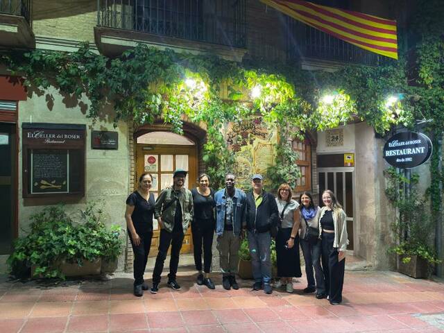 Cinc periodistes dels Estats Units visiten el Segrià, les Garrigues i la Noguera i coneixen el seu patrimoni cultural i gastronòmic