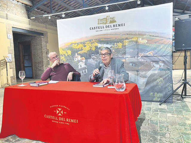 El llibre ‘L’hereu Noradell’, al Castell del Remei amb Josep Camps i Vidal Vidal
