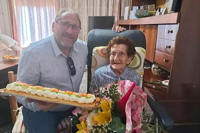 La Soledat, veïna de les Ventoses, complimentada en el seu 105è aniversari