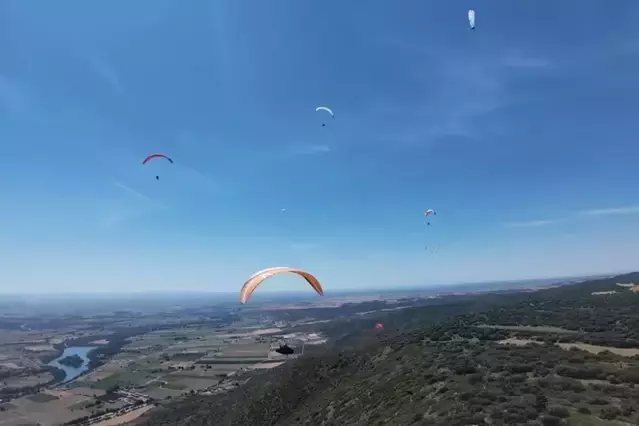 Lliga Catalana de parapent a Sant Llorenç de Montgai