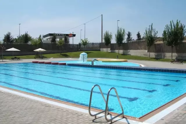 Mor ofegada una nena de sis anys a les piscines del Secà de Balaguer