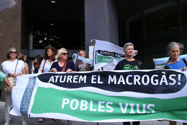 Pobles Vius porta la protesta contra la planta de biogàs de la Sentiu a les portes de Territori