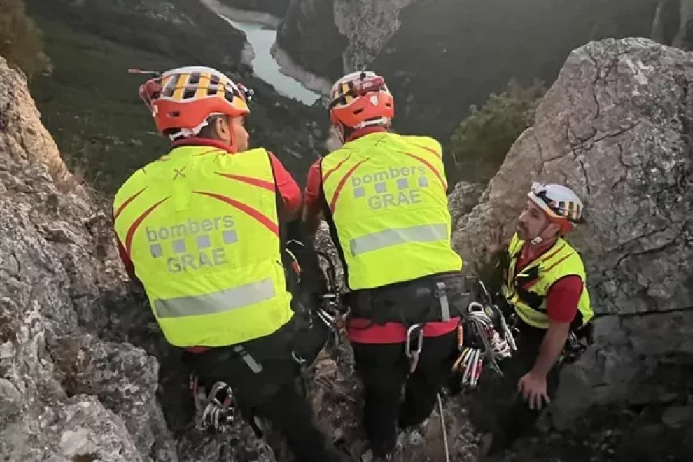 Rescaten dos escaladors a Mont-rebei