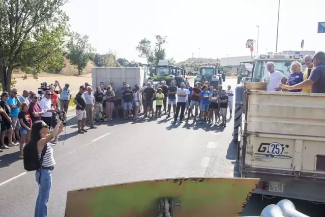 Segon tall de la C-14 a Tàrrega i els pagesos negocien avui solucions amb Ordeig