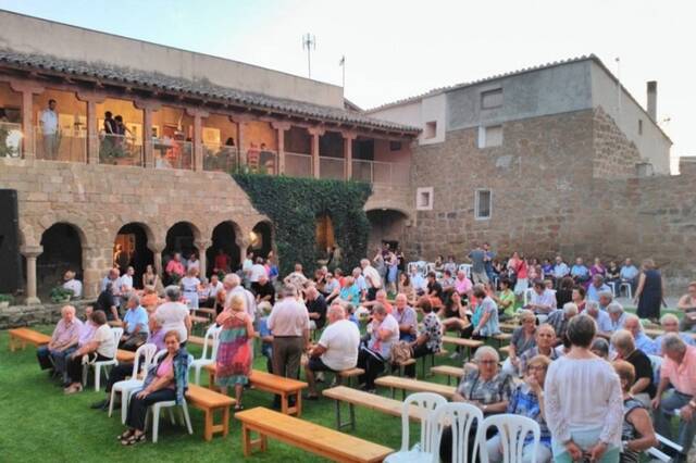 Trobada cultural al monestir romànic de Santa Maria de Gualter