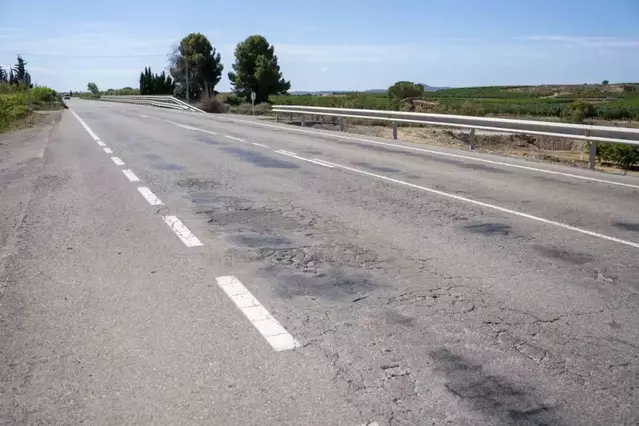 Alcaldes urgeixen millores en vies de la Franja