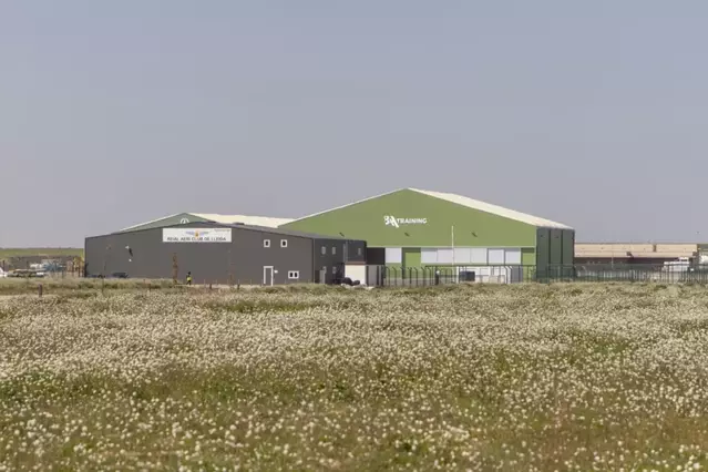Alguaire esgota el sòl disponible per construir nous hangars