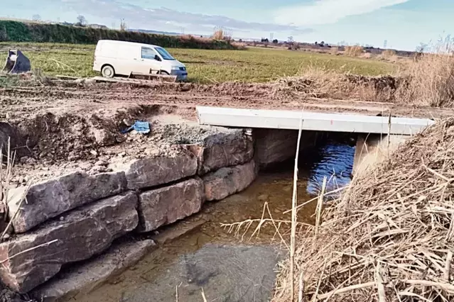 Amplien els ponts del Canal de Vilanova per millorar l’accés a finques agrícoles