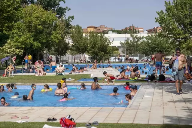 Bombers de Girona es traslladen a Ponent davant de l’alerta per l’onada de calor