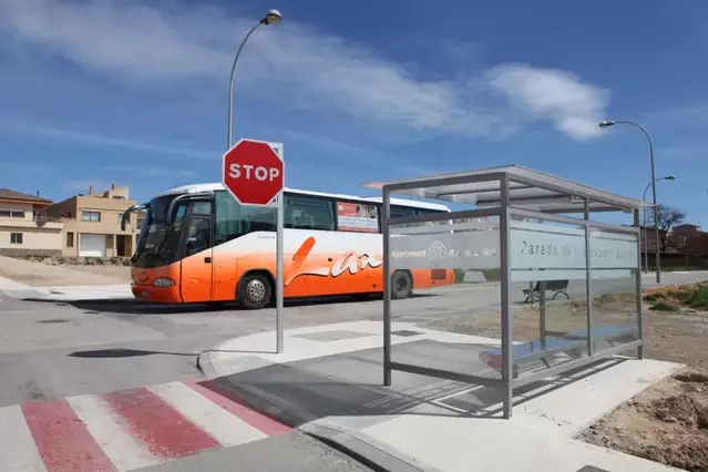 Busquen salvar l’estació de busos d'Almacelles al cap d’anys sense acord per a les obres