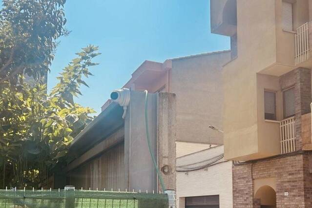 Corbins instal·la càmeres a les piscines i el pavelló per frenar els actes vandàlics
