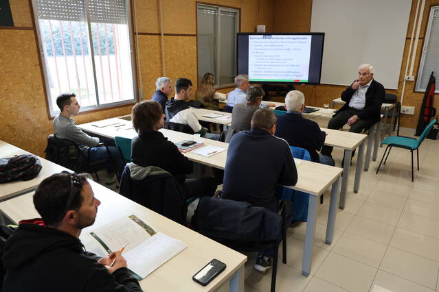 Curs per a l’aplicació de biocides a l’Escola Agrària d’Alfarràs