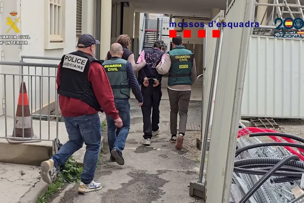 Demanen presó permanent revisable per al gihadista acusat d’assassinar tres pagesos